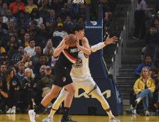 杨瀚森：从CBA最佳防守球员到NBA防守软肋，究竟为何？