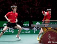 2-1！伊藤美(měi)诚高(gāo)兴早了，王(wáng)曼昱轰出11：2，伊藤快速变脸