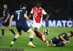 法国橄榄球：比耶勒-比亚雷独中四元，演绎“疯狂数据”的青春风暴