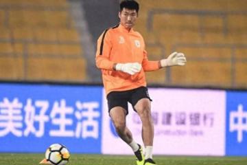 意外！不是王大雷也不是于金永，他是唯一入围金手套奖的鲁能门将