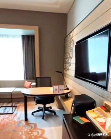 乒乓球(qiú)亚锦赛变荒野求生比赛场地惊現(xiàn)青蛙？現(xiàn)场環(huán)境(jìng)令人担忧