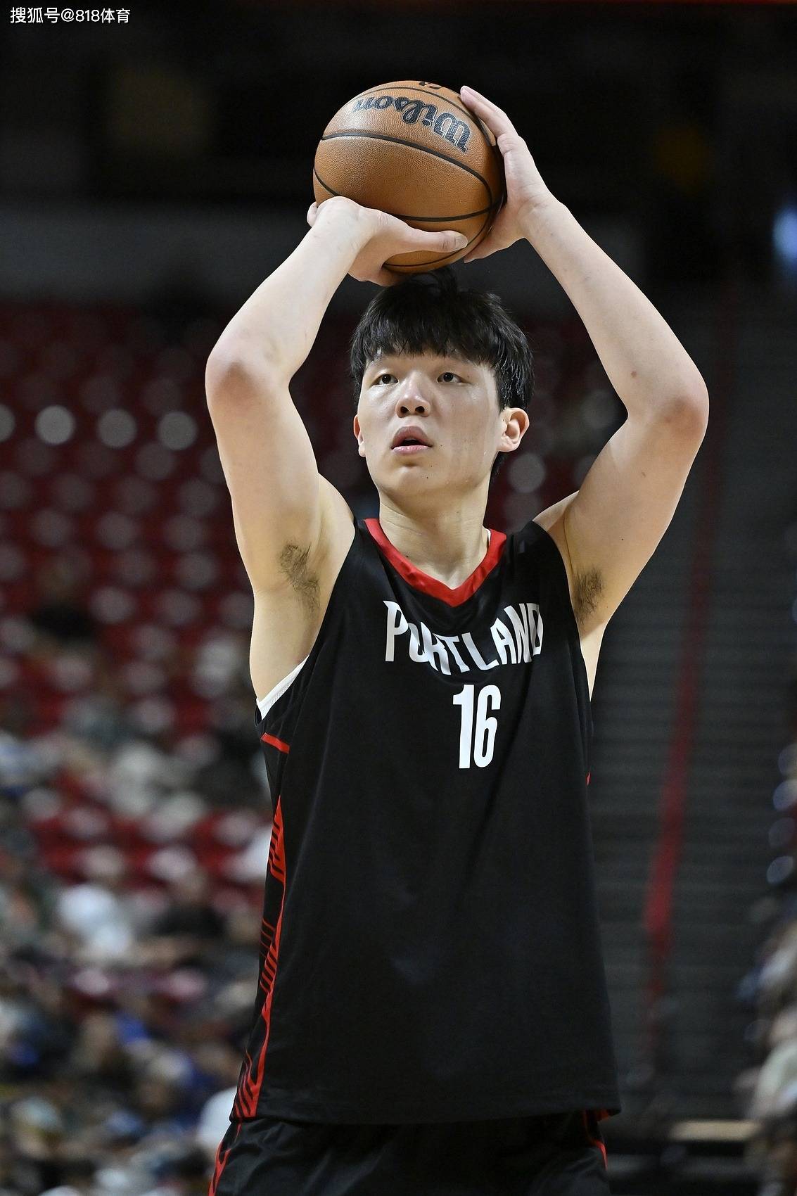 比卢普斯吹爆楊(yáng)瀚(hàn)森:他球(qiú)感很棒球(qiú)商超高 第一天训练表(biǎo)现很不(bù)錯(cuò)