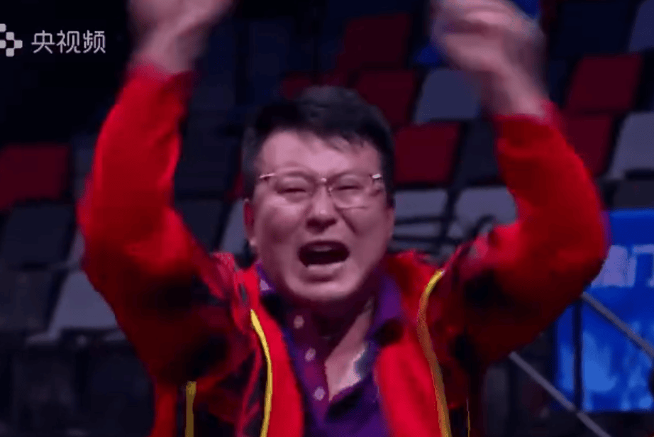 恭喜！林高远/刘诗雯逆转夺冠，场外指导张超激情助威抢镜！全运会乒乓球今天再诞生两金！