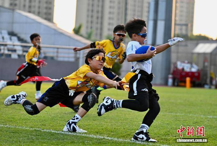 第13届NFL FLAG“勇者之冠”青少年腰旗橄榄球总决赛在福建晋江举行