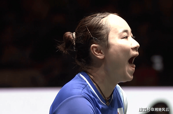 2-1！伊藤美(měi)诚高(gāo)兴早了，王(wáng)曼昱轰出11：2，伊藤快速变脸